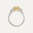 Anel em Ouro Branco com Diamante Amarelo intenso (relatório GIA)