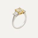 Anel em Ouro Branco com Diamante Amarelo intenso (relatório GIA)
