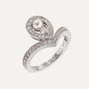 Anel Chaumet Joséphine Aigrette com Pérola e Diamantes em Ouro Branco