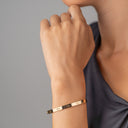 Pulseira Cartier Love Modelo Médio em Ouro Amarelo