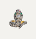 Anillo cobra en oro y plata con diamantes, rubíes y esmeraldas
