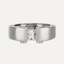 Anillo de oro y diamantes