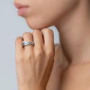 Anel Bulgari B.zero1 com Topázios Azuis em Ouro Branco