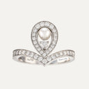 Anillo Chaumet Joséphine Aigrette con perla y diamantes en oro blanco